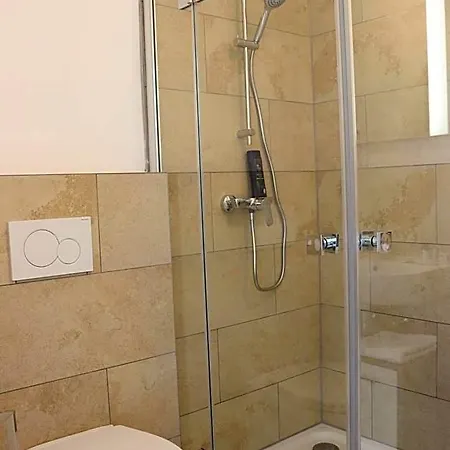 - Self Check-in Otel Bergtheim